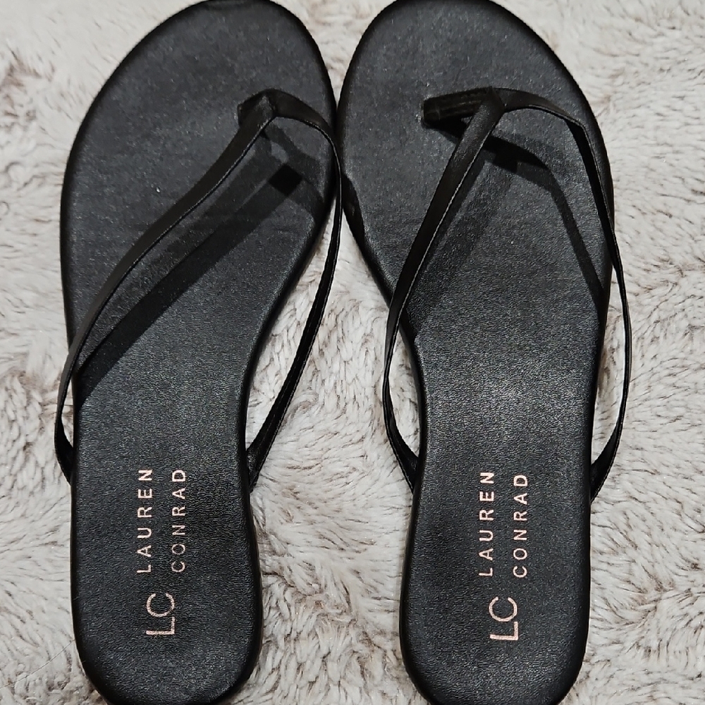 LC Lauren Conrad Elegant Black Sandals